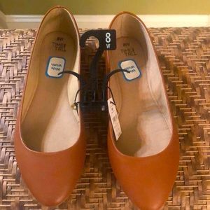 Light brown flat shoe 8W - inexpensive
